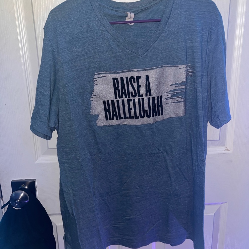 Bella + Canvas “Raise A Hallelujah” T-Shirt. Size 2xl